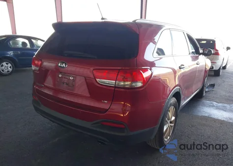 2017 Kia Sorento 3.3L Lx z USA, uszkodzony, nr VIN 5XYPG4A56HG208112